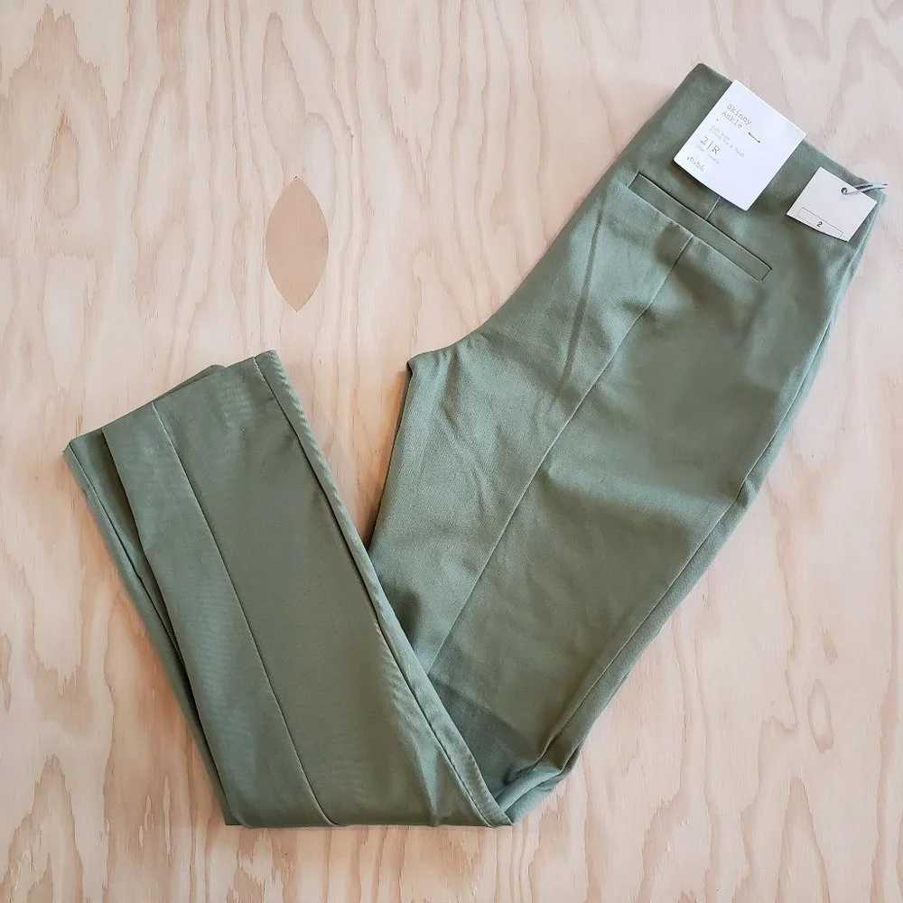 A New Day Skinny Ankle High Rise Chino Pants Size 2 Stretch Olive Green NEW - Picture 1 of 6